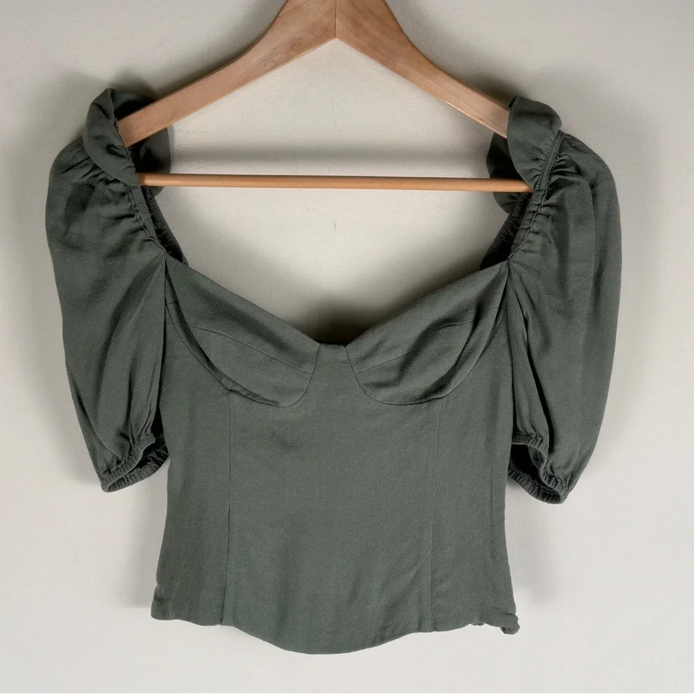 Wilfred Aritzia Novella Top-Size 2XS-Sweetheart Neckline-Sage Green Short Sleeve
